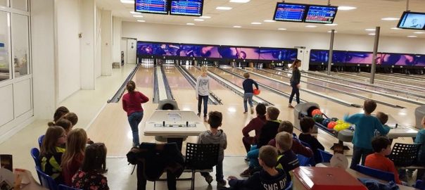 Kinderfeuerwehr beim Bowling | Foto: Tarik Baddouh