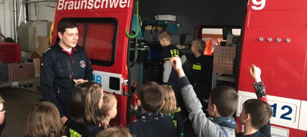 Kinderfeuerwehr beim ABC-Zug | Foto: Corina Gerlach